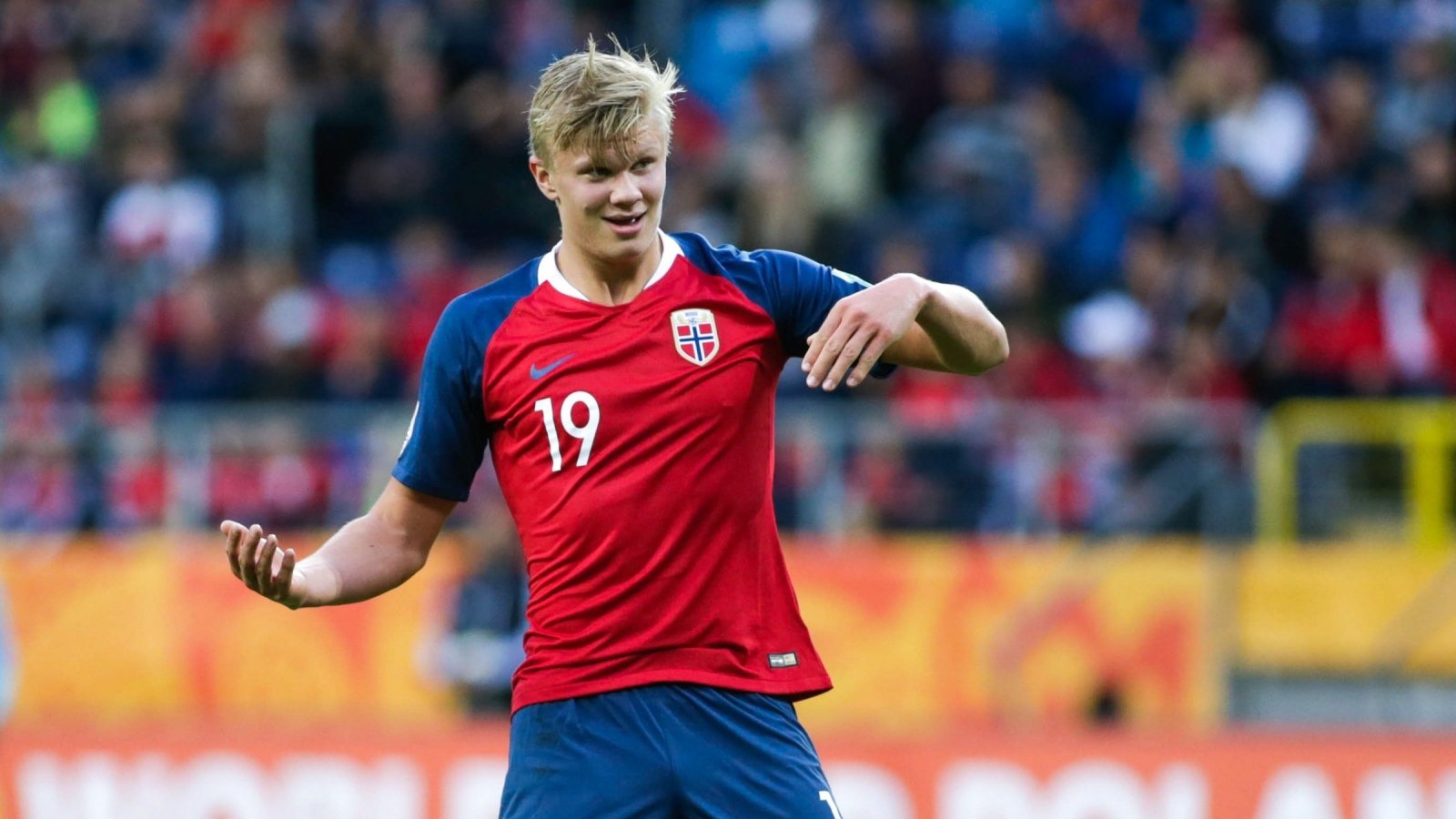 [中超]刘若钒禁区内得球回做 维塔尔远射建功