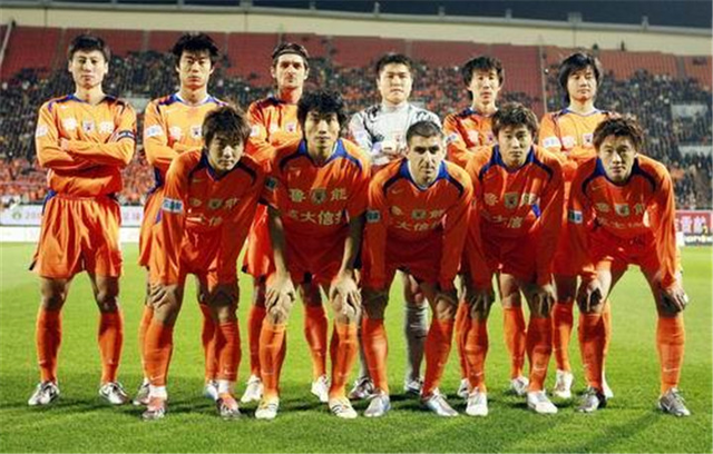 《怪物猎人Now》首次大型更新新增双剑长枪及新怪物